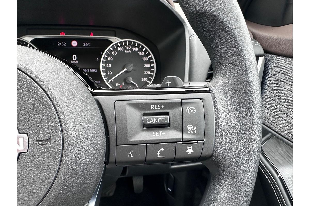 2025 Nissan X-TRAIL ST T33