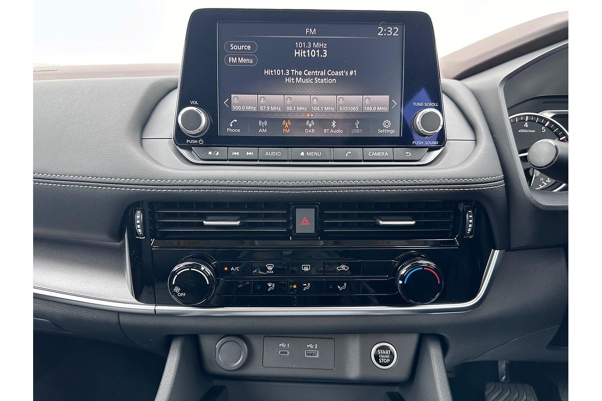 2025 Nissan X-TRAIL ST T33