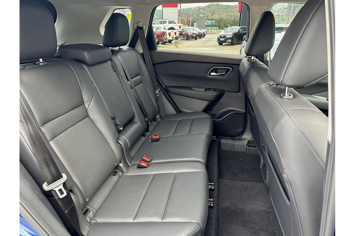 2025 Nissan X-TRAIL N-TREK T33