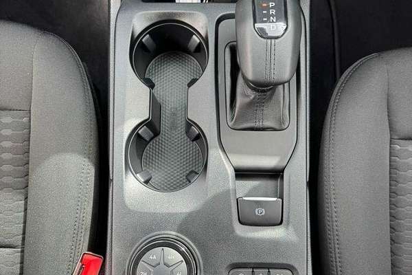 2024 Ford Everest Ambiente 2.0L