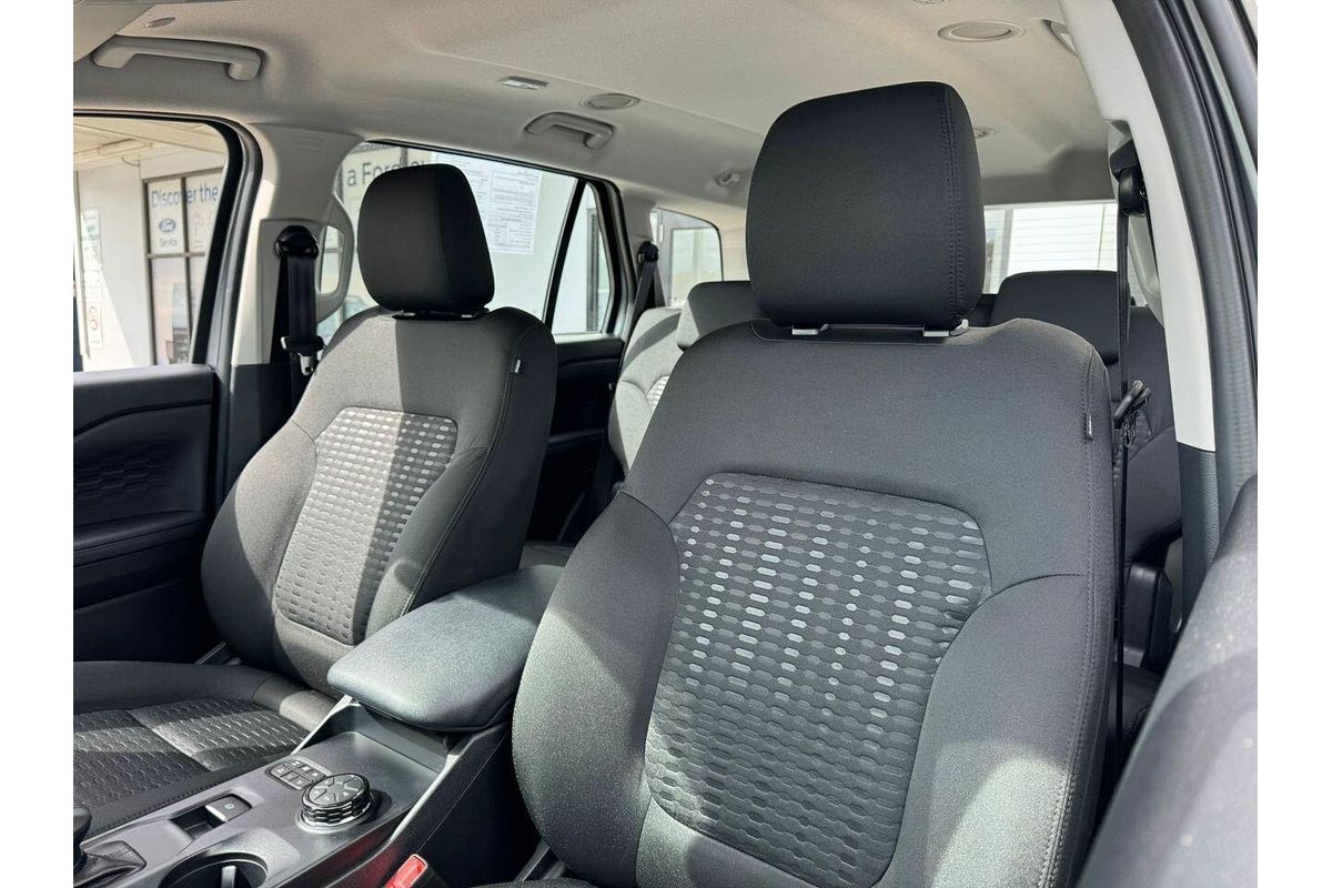 2024 Ford Everest Ambiente 2.0L