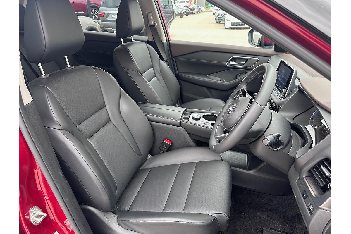 2025 Nissan X-TRAIL ST-L e-POWER T33