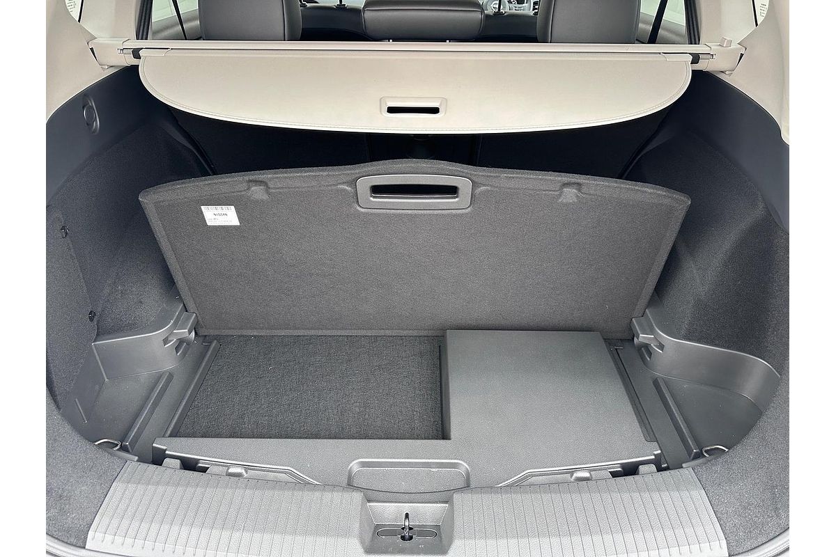 2025 Nissan X-TRAIL ST-L e-POWER T33