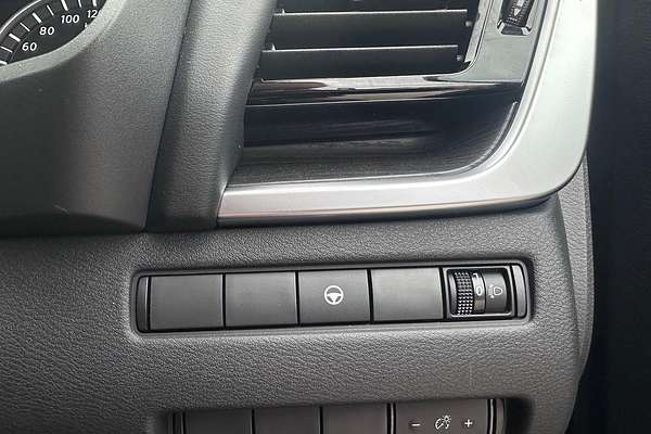 2025 Nissan X-TRAIL ST-L e-POWER T33