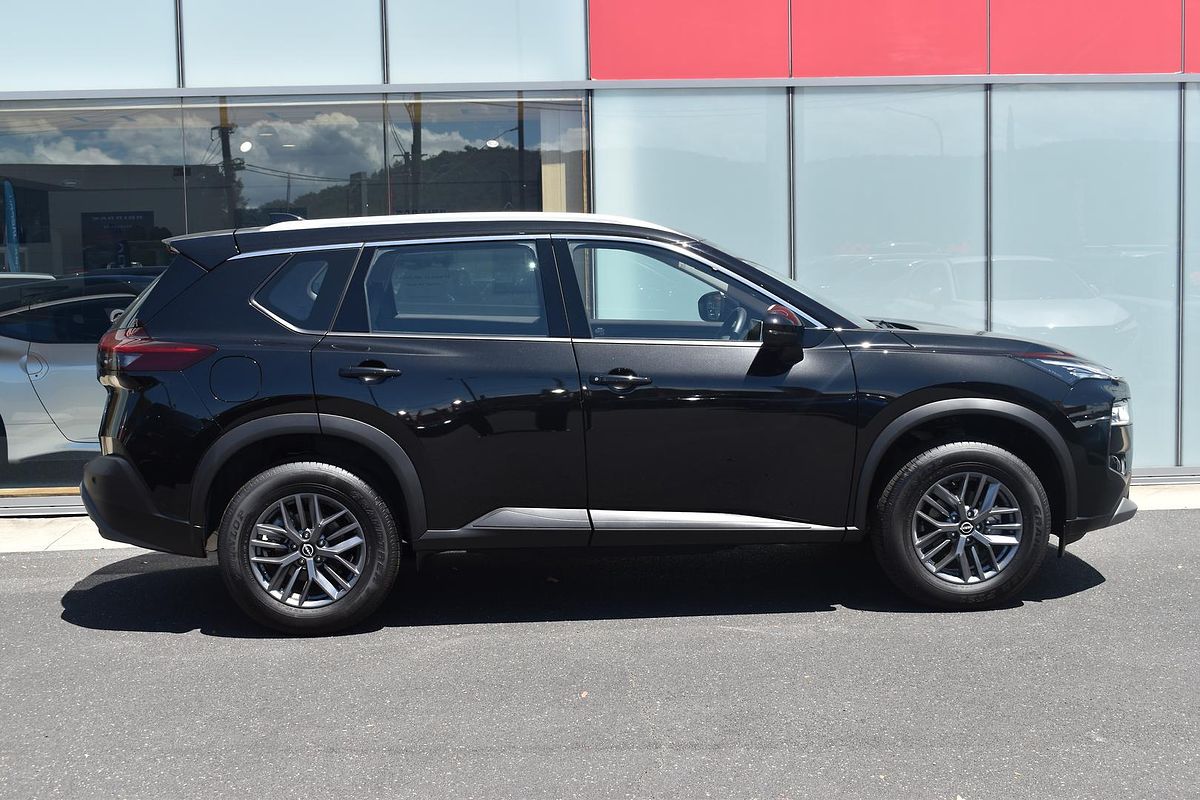 2025 Nissan X-TRAIL ST T33