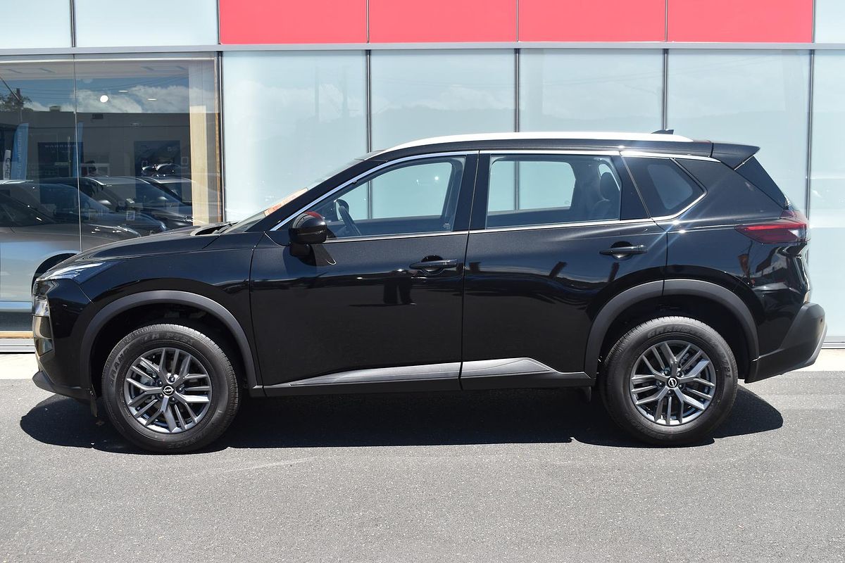 2025 Nissan X-TRAIL ST T33