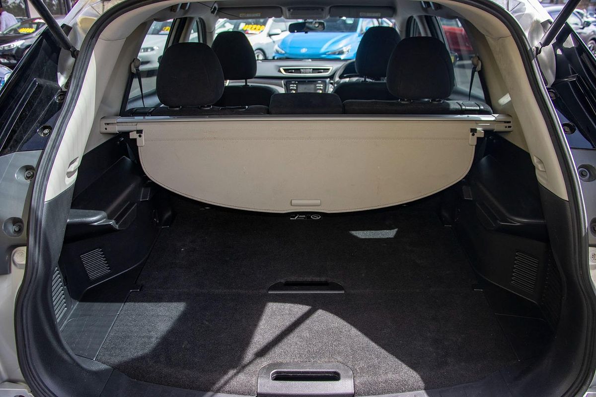 2016 Nissan X-TRAIL ST T32