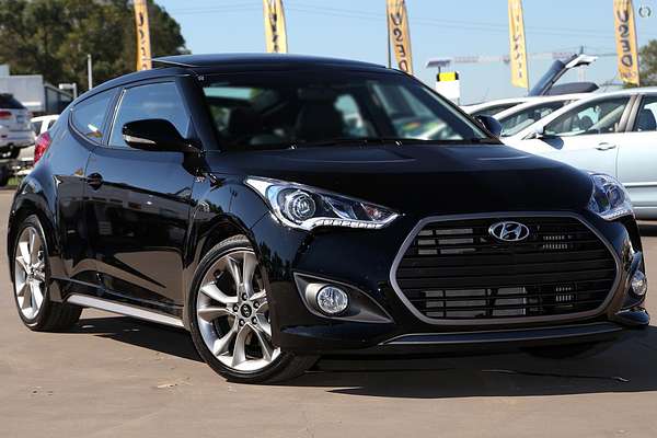2015 Hyundai Veloster SR Turbo + FS4 Series II