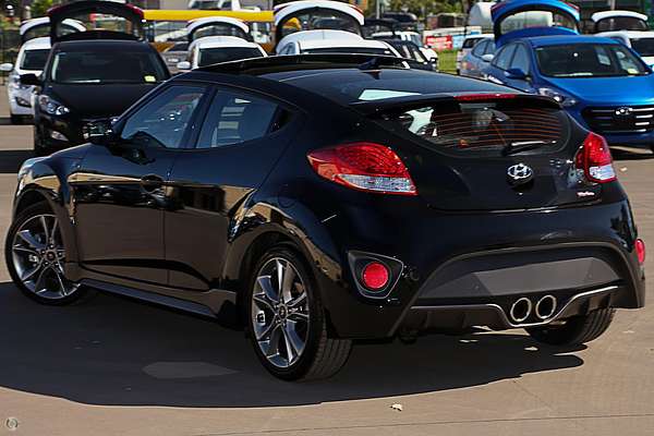 2015 Hyundai Veloster SR Turbo + FS4 Series II