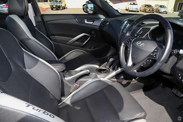 2015 Hyundai Veloster SR Turbo + FS4 Series II