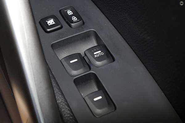 2015 Hyundai Veloster SR Turbo + FS4 Series II