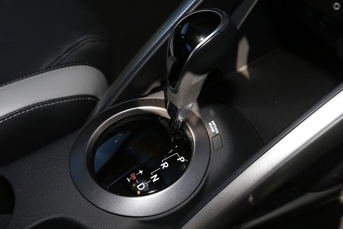 2015 Hyundai Veloster SR Turbo + FS4 Series II