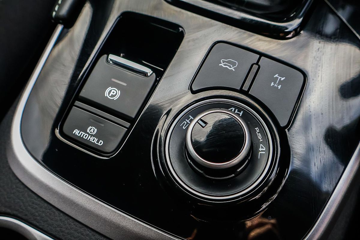 2025 Isuzu MU-X LS-U