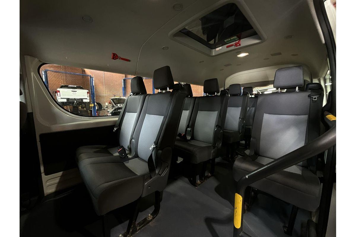 2022 Toyota Hiace Commuter GDH322R ELWB High Roof