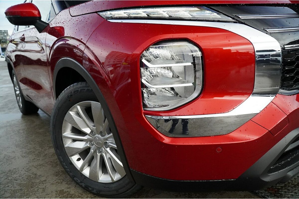 2025 Mitsubishi Outlander ES ZM