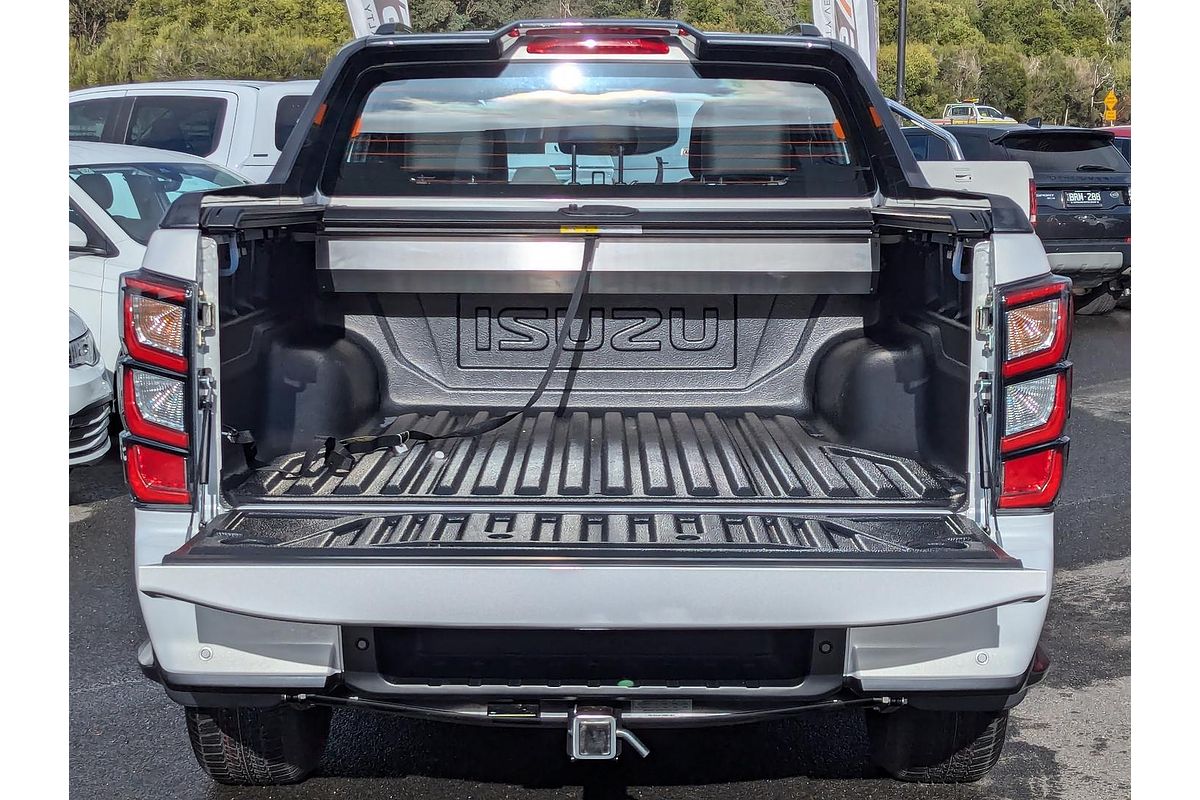 2025 Isuzu D-MAX X-TERRAIN 4X4