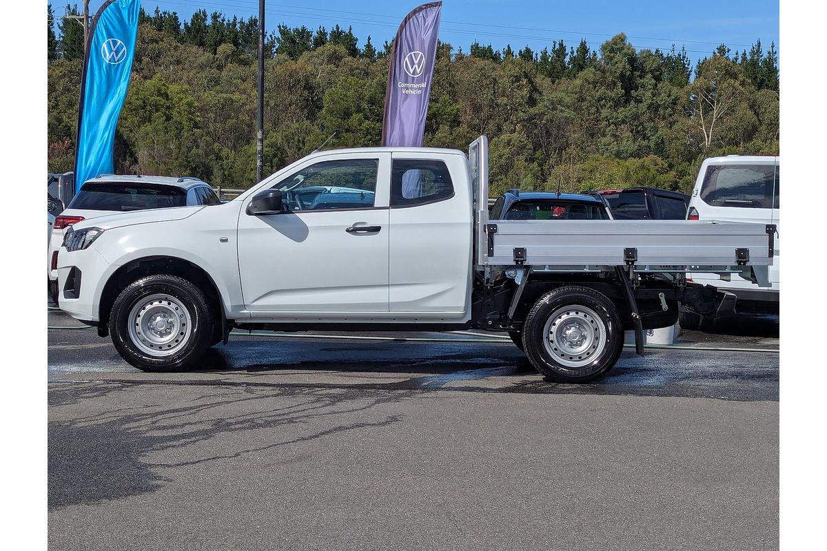 2025 Isuzu D-MAX SX 4X4