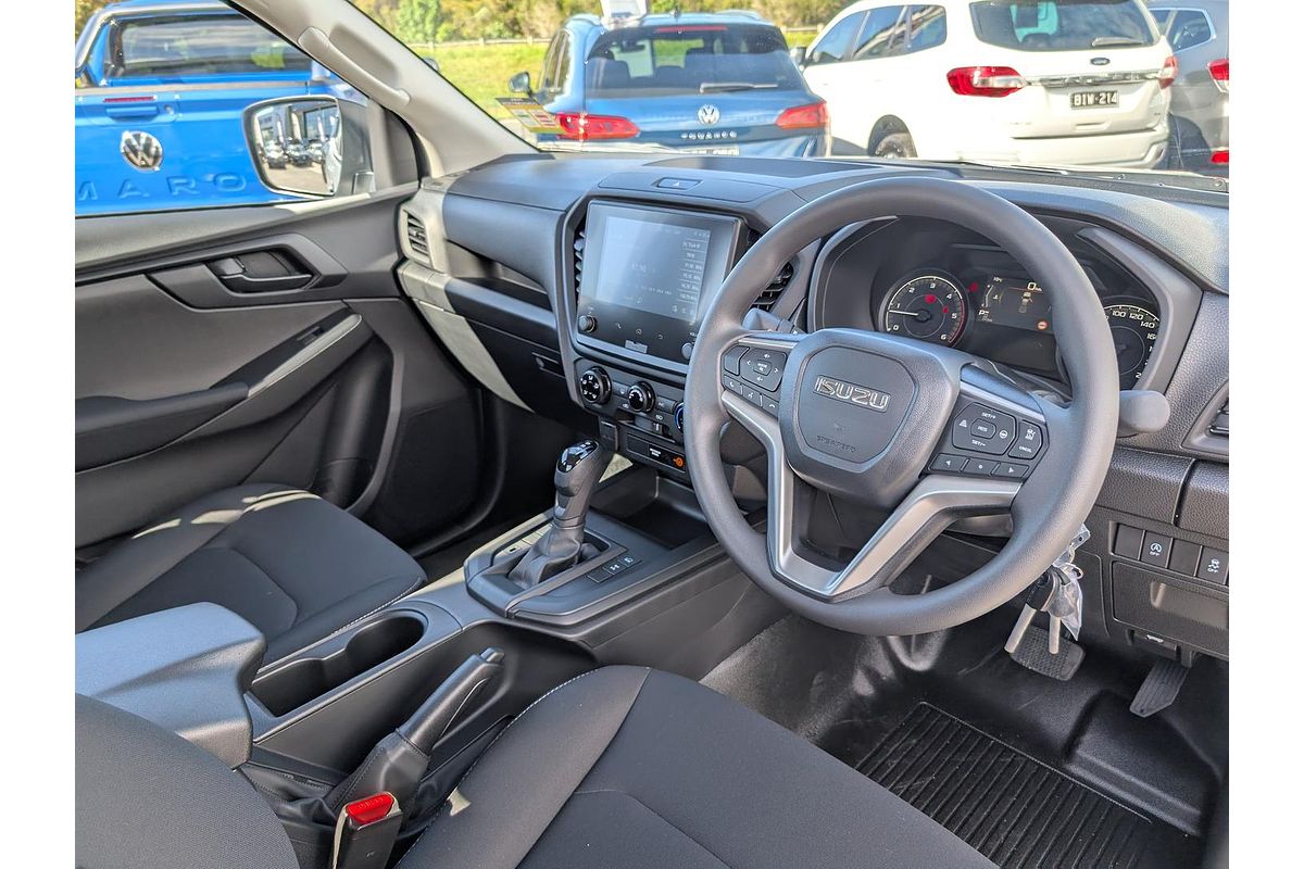 2025 Isuzu D-MAX SX 4X4