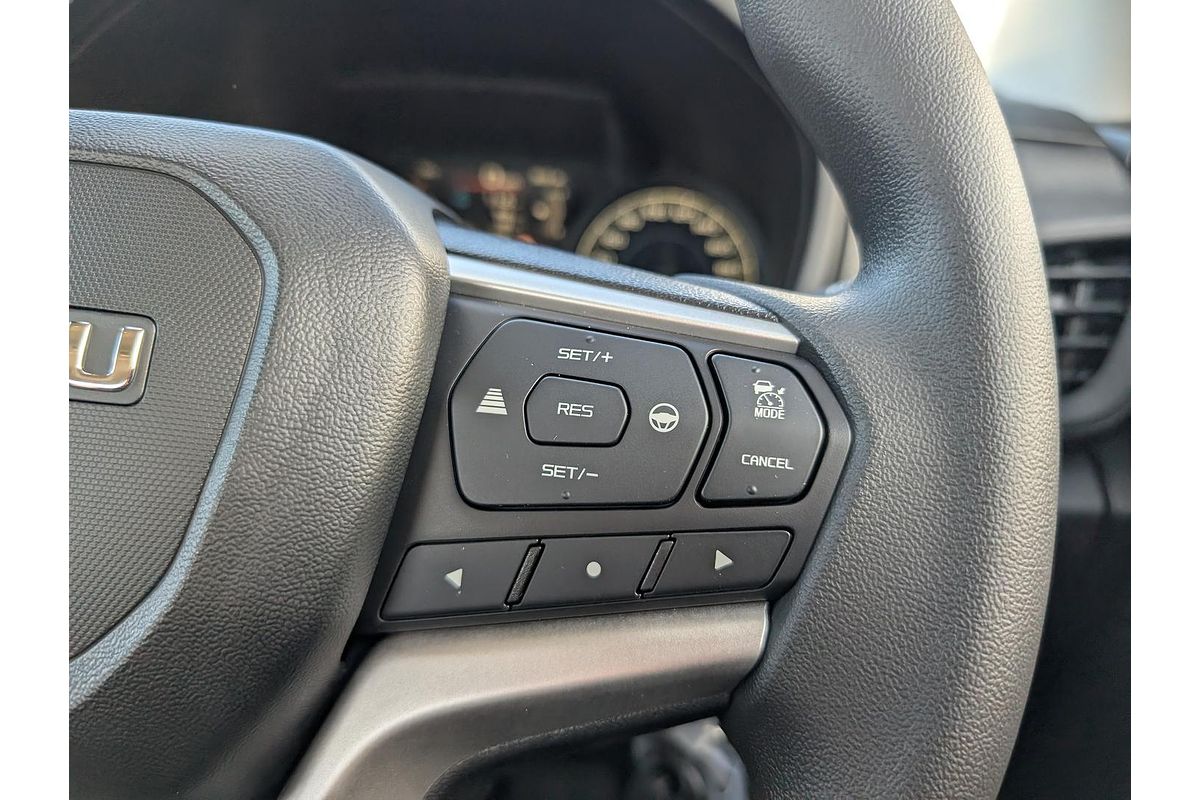 2025 Isuzu D-MAX SX 4X4