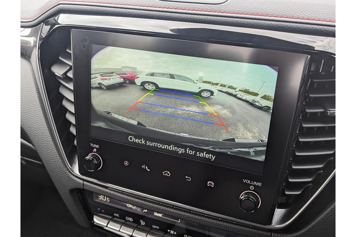 2025 Isuzu D-MAX X-TERRAIN 4X4