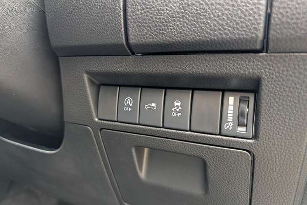 2025 Isuzu D-MAX X-TERRAIN 4X4