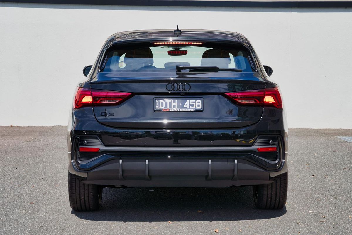 2025 Audi Q3 35 TFSI S line edition F3
