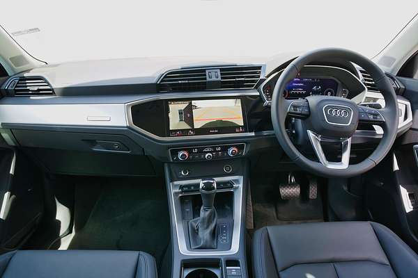 2025 Audi Q3 35 TFSI S line edition F3