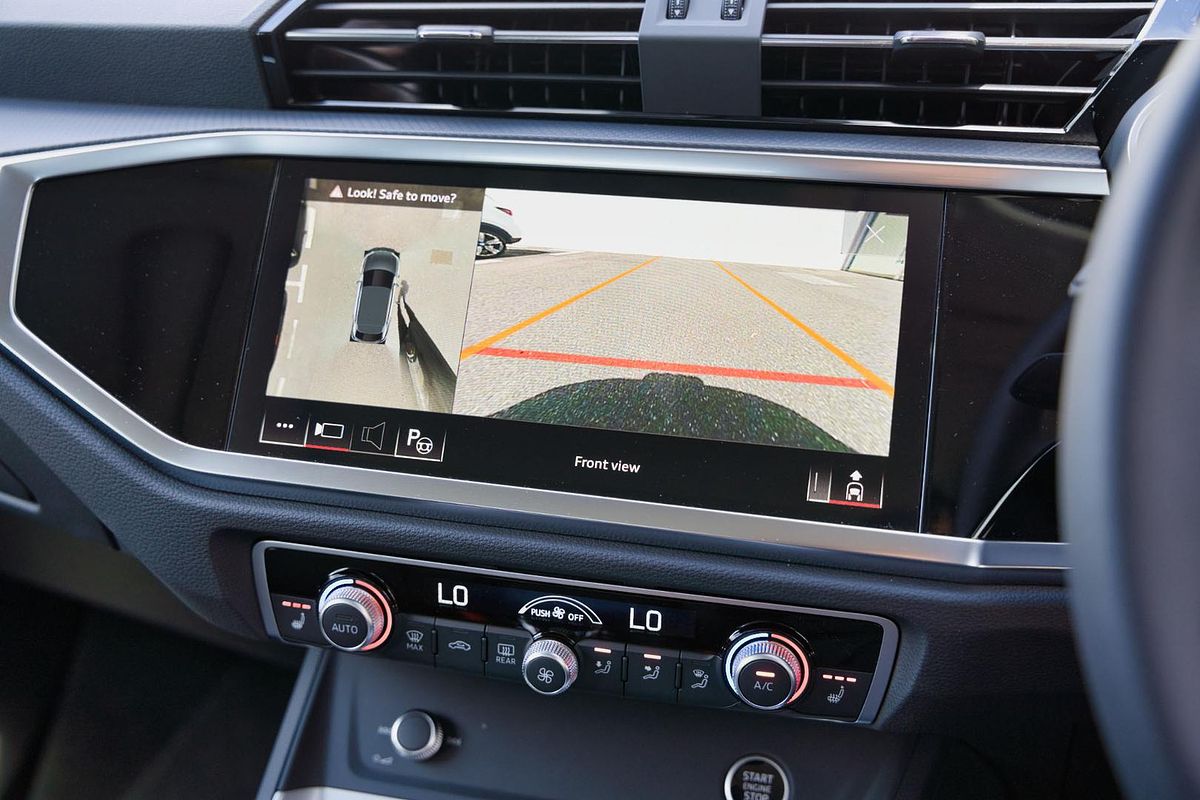 2025 Audi Q3 35 TFSI S line edition F3