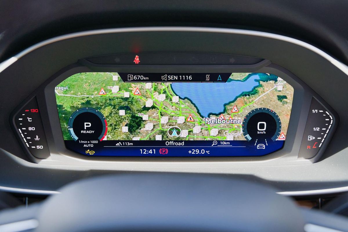 2025 Audi Q3 35 TFSI S line edition F3