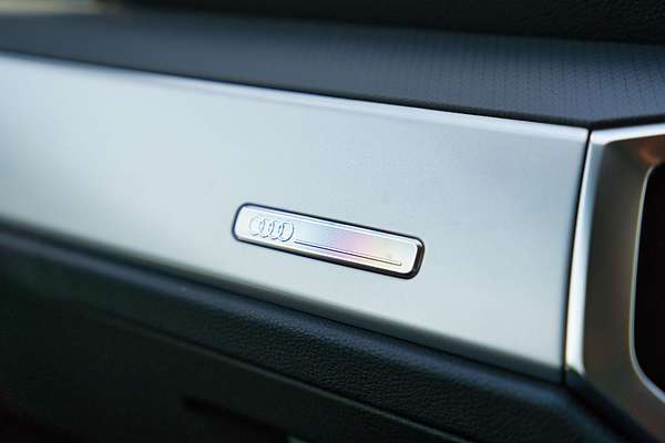 2025 Audi Q3 35 TFSI S line edition F3