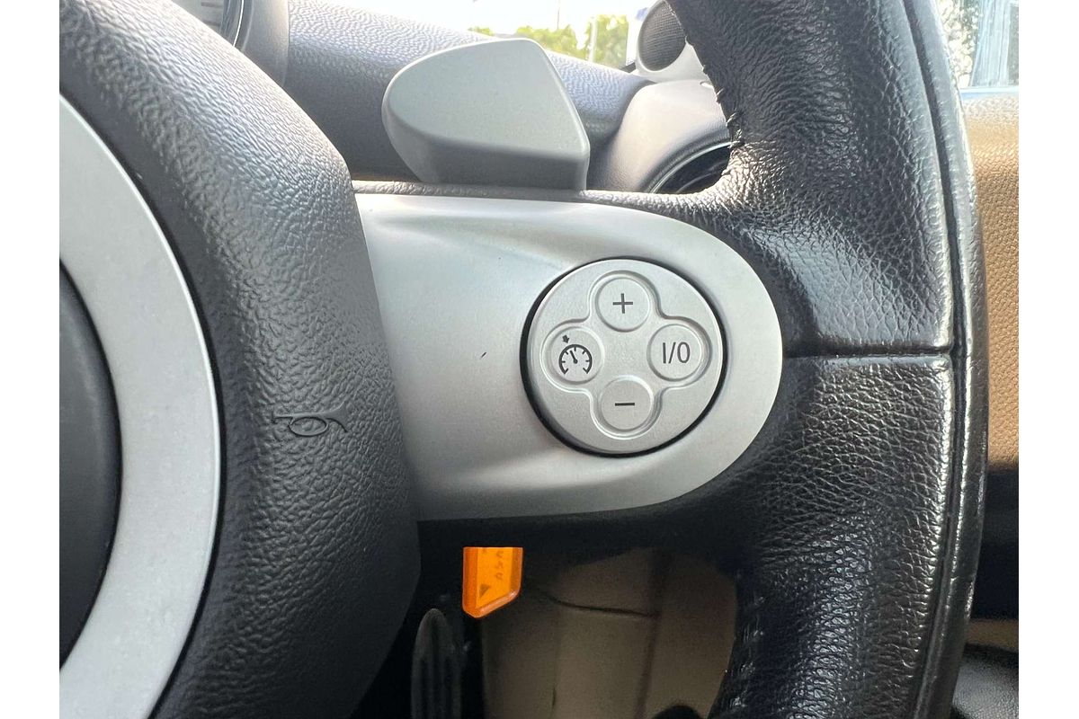 2009 MINI Clubman Cooper S R55