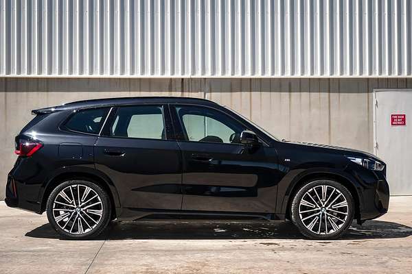 2025 BMW X1 xDrive20i M Sport U11