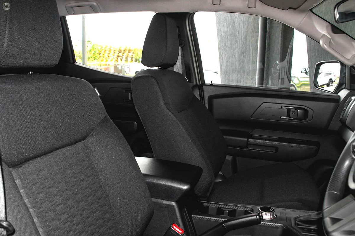 2025 Mitsubishi Triton GLX MV 4X4