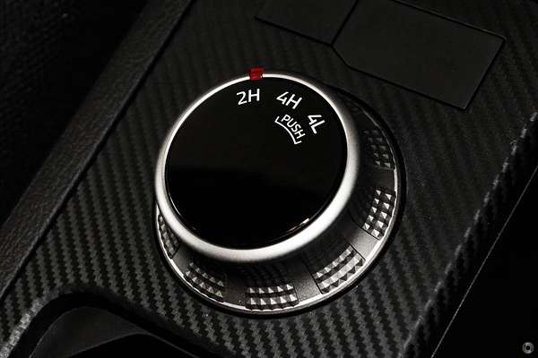 2025 Mitsubishi Triton GLX MV 4X4