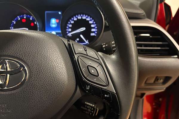 2023 Toyota C-HR GXL NGX10R