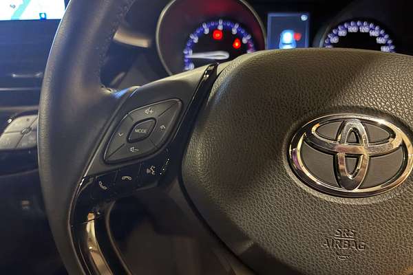 2023 Toyota C-HR GXL NGX10R