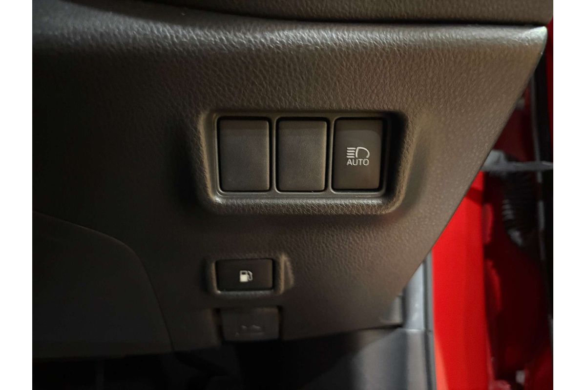 2023 Toyota C-HR GXL NGX10R