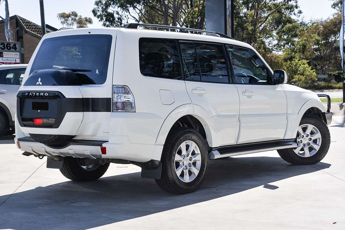 2020 Mitsubishi Pajero Sport GLX QF