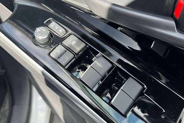 2024 Toyota bZ4X XEAM10R