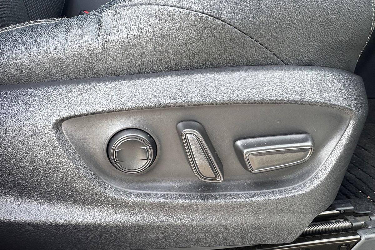 2024 Toyota bZ4X XEAM10R