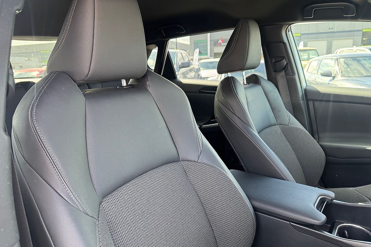 2024 Toyota bZ4X XEAM10R