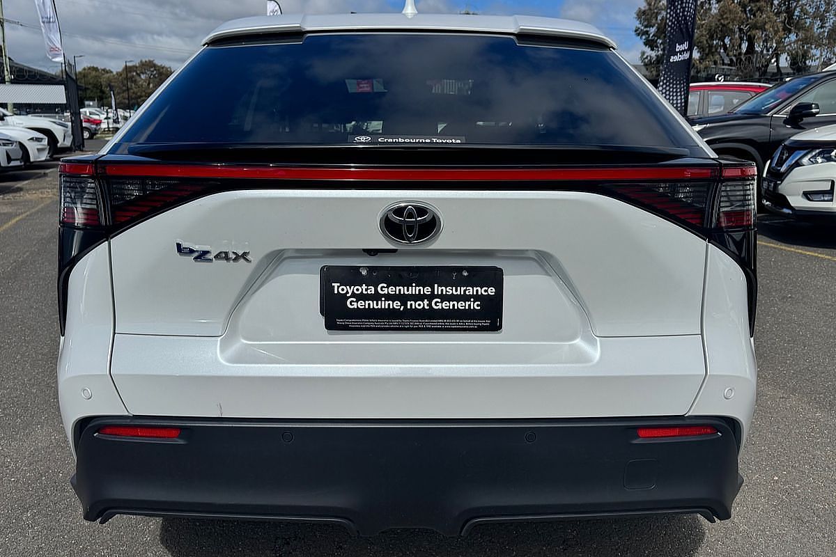 2024 Toyota bZ4X XEAM10R