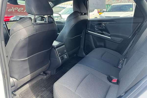 2024 Toyota bZ4X XEAM10R