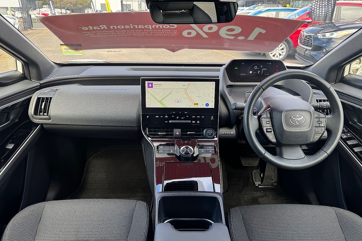 2024 Toyota bZ4X XEAM10R