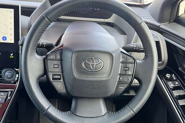 2024 Toyota bZ4X XEAM10R