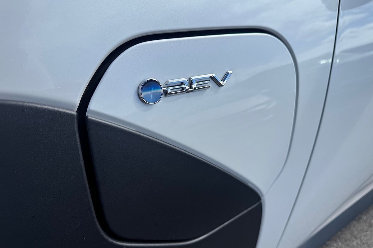 2024 Toyota bZ4X XEAM10R