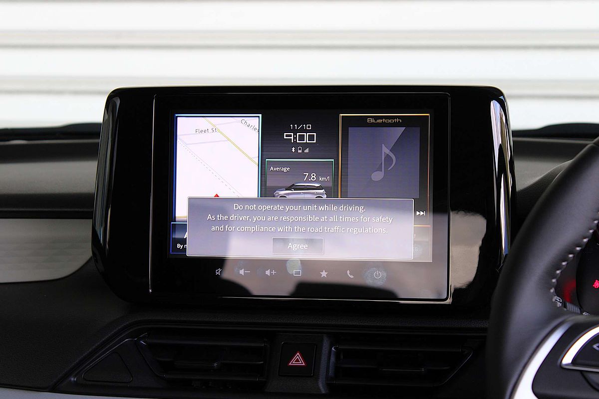 2025 Suzuki Swift Hybrid Plus UZ