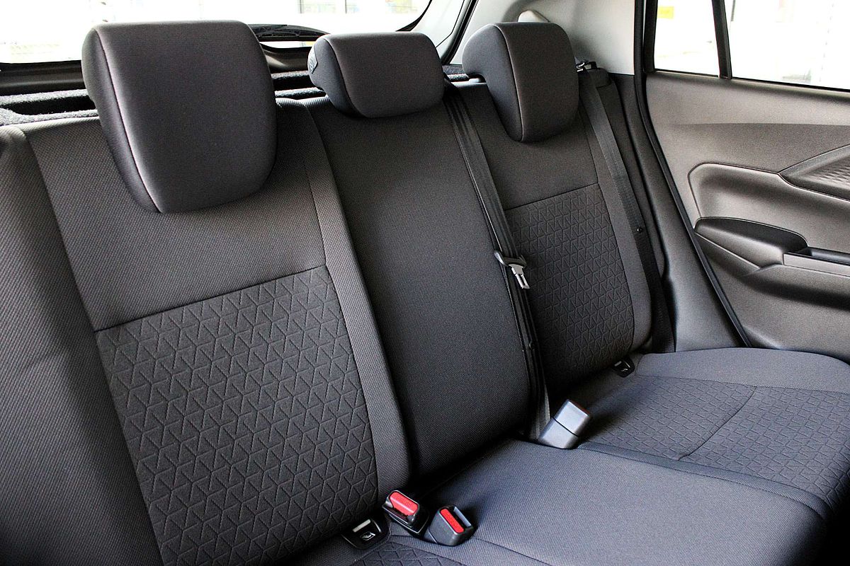 2025 Suzuki Swift Hybrid Plus UZ