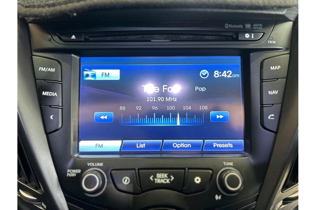 2015 Hyundai Veloster SR Turbo + FS4 Series II