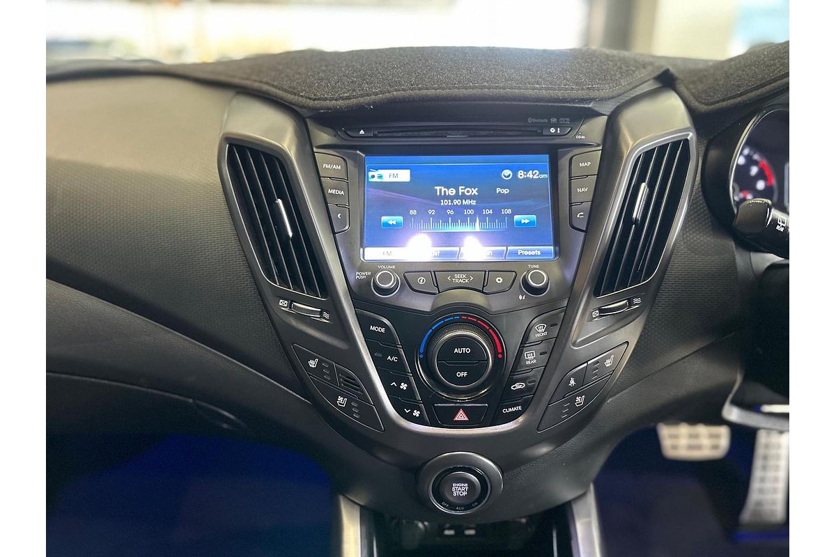 2015 Hyundai Veloster SR Turbo + FS4 Series II